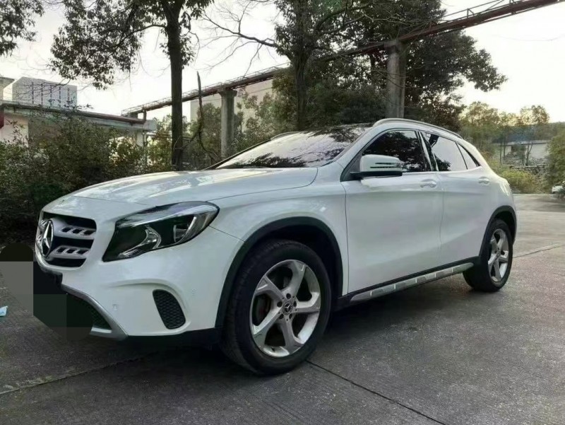 邵阳19年奔驰GLA5