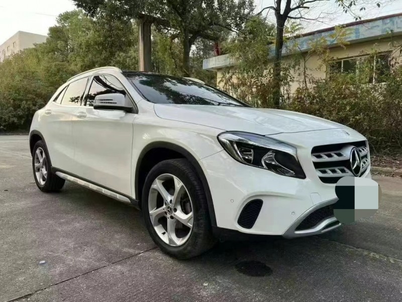 邵阳19年奔驰GLA6