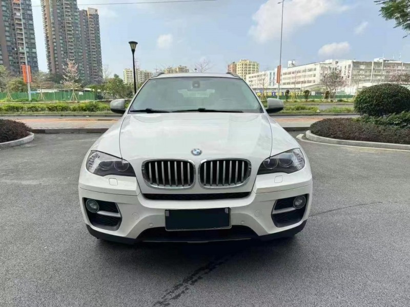 广州14年宝马X61