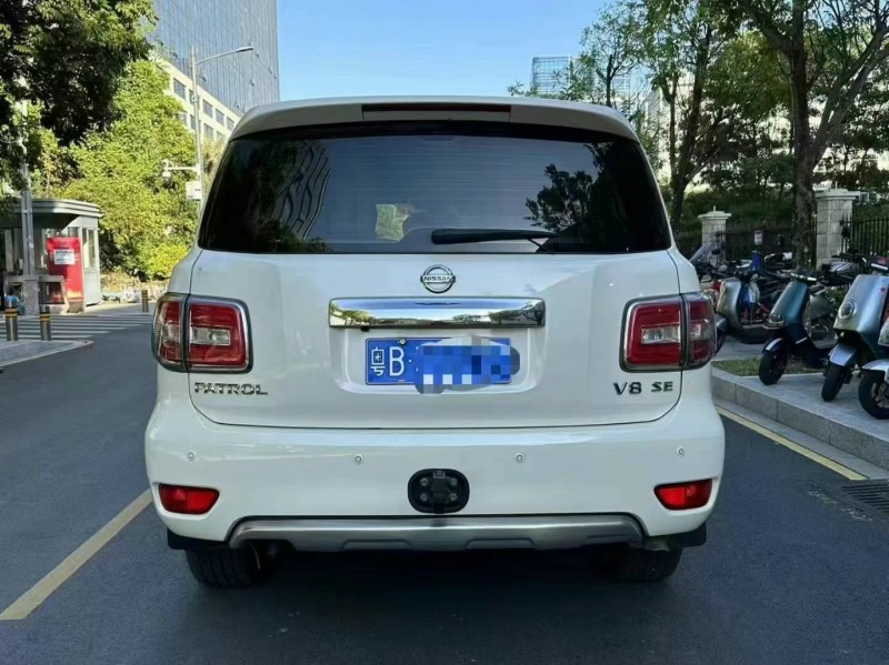 广州18年日产途乐9