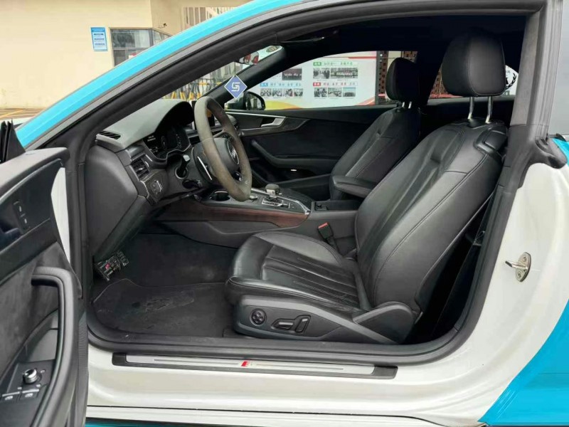 济宁19年奥迪A56