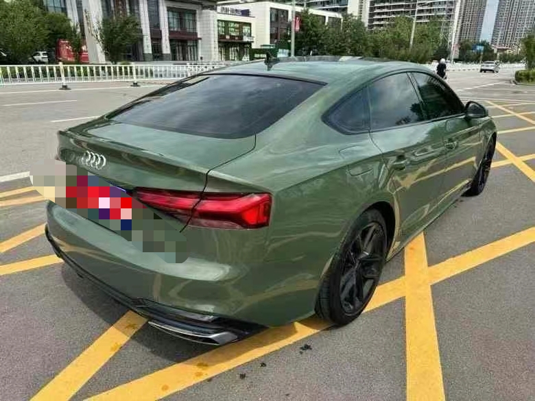 济宁21年奥迪A58