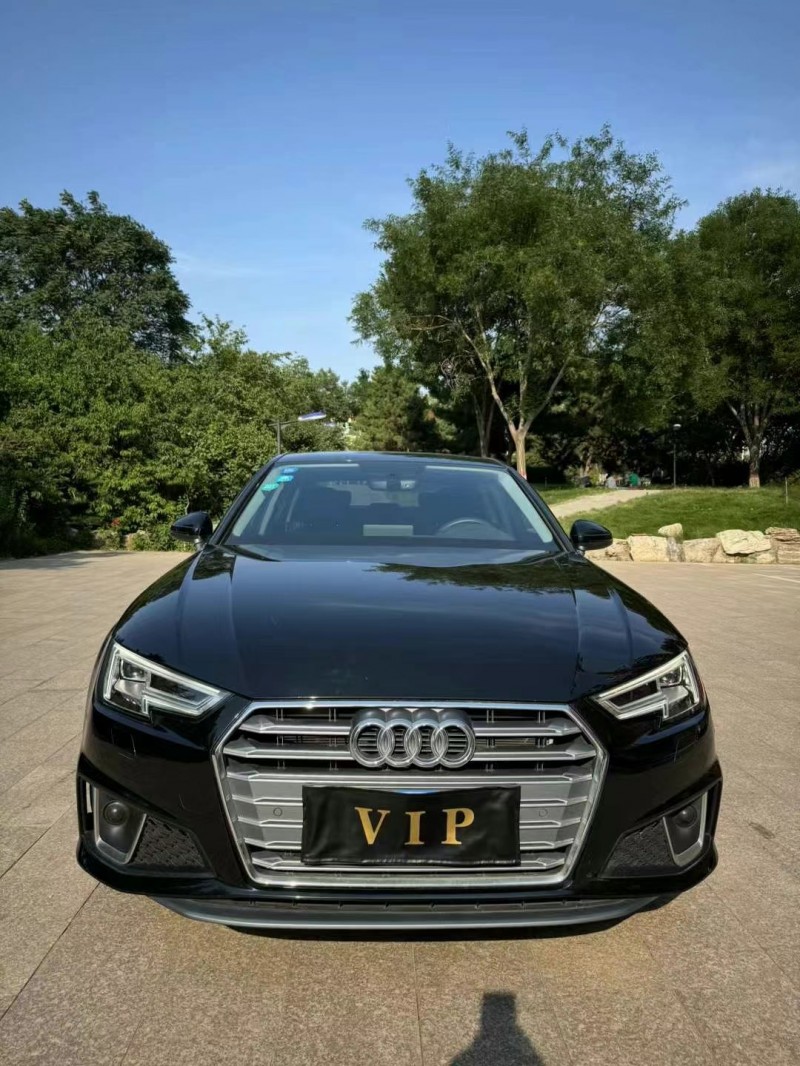 邢台19年奥迪A4L1