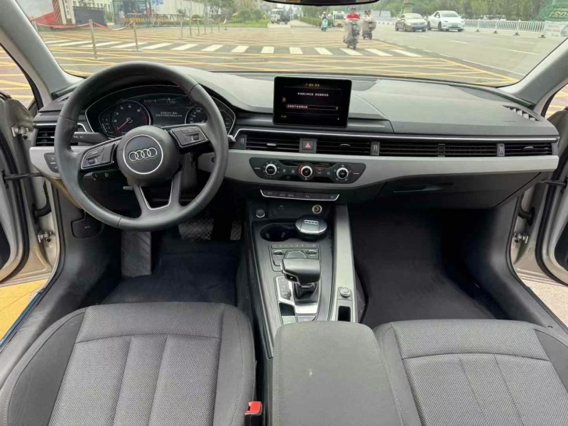 济宁19年奥迪A4L4