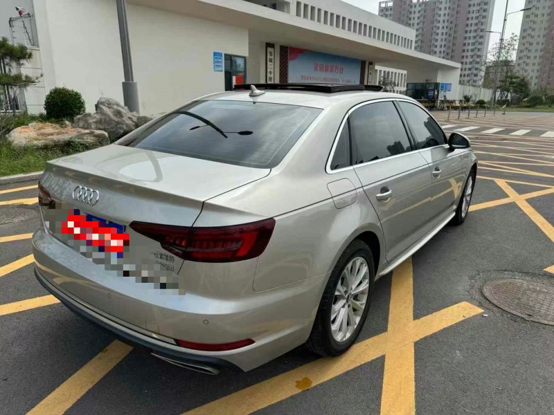 济宁19年奥迪A4L8