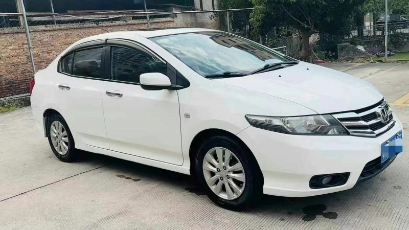 佛山14年本田锋范2