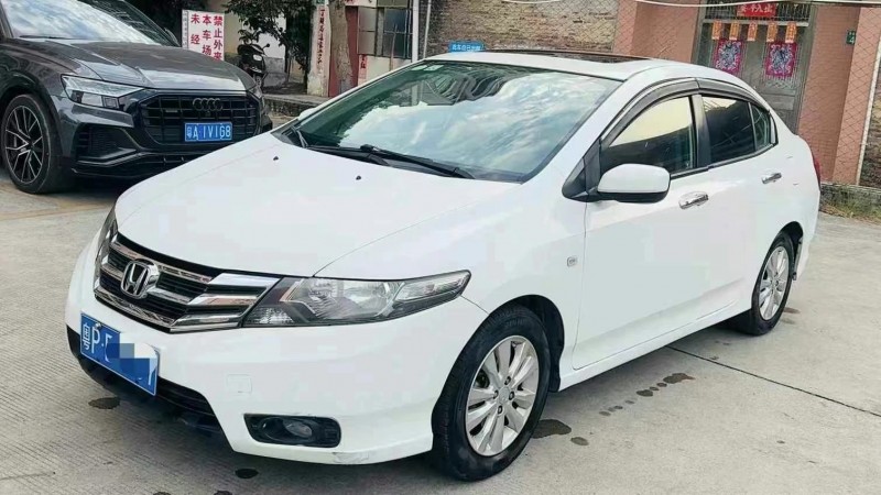 佛山14年本田锋范3