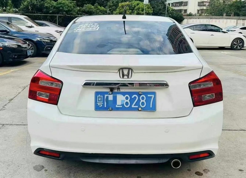 佛山14年本田锋范8