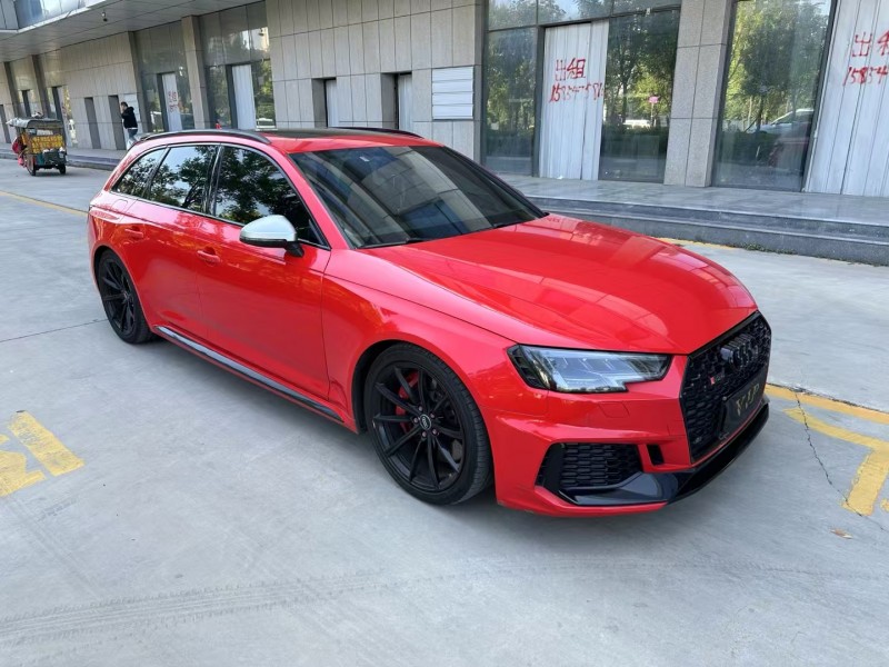 济宁19年奥迪RS43