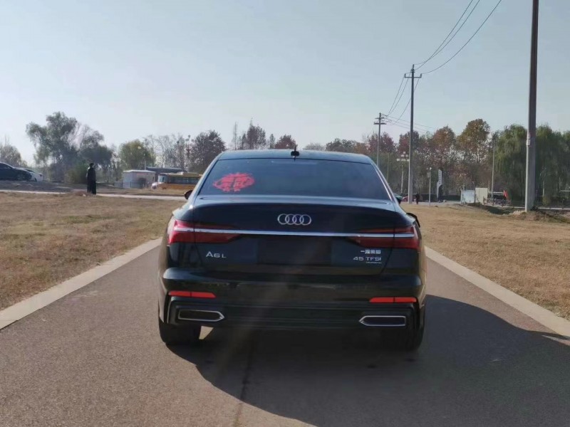 泰安21年奥迪A6L9