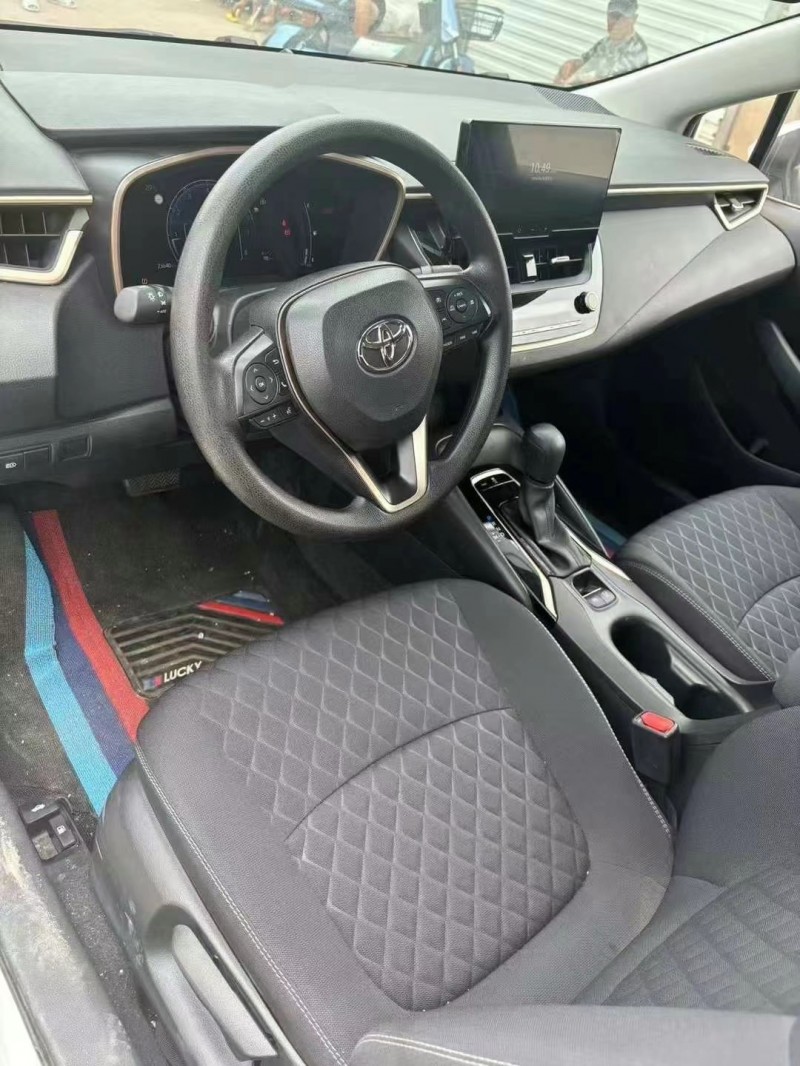 保定23年丰田亚洲狮8