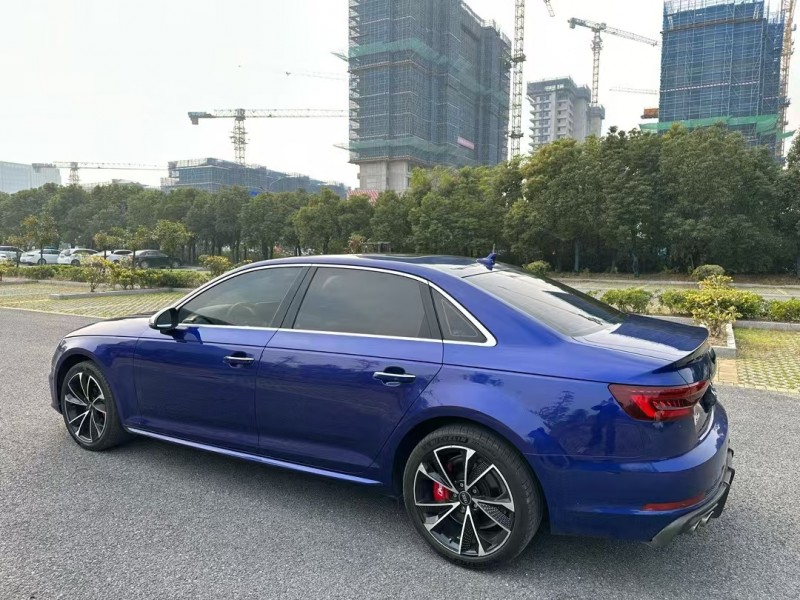 盐城19年奥迪A4L3