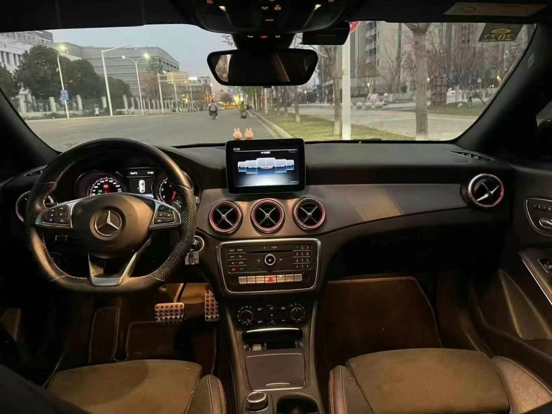 武汉18年奔驰CLA6