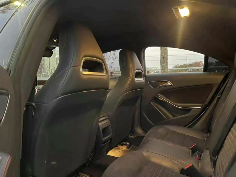 武汉18年奔驰CLA8