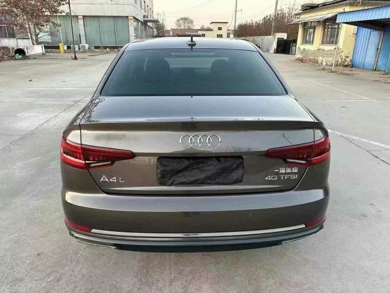 济宁19年奥迪A4L7