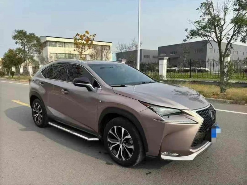 盐城15年雷克萨斯NX3