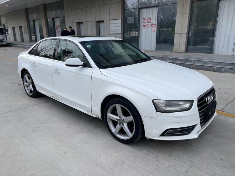 济宁16年奥迪A4L2