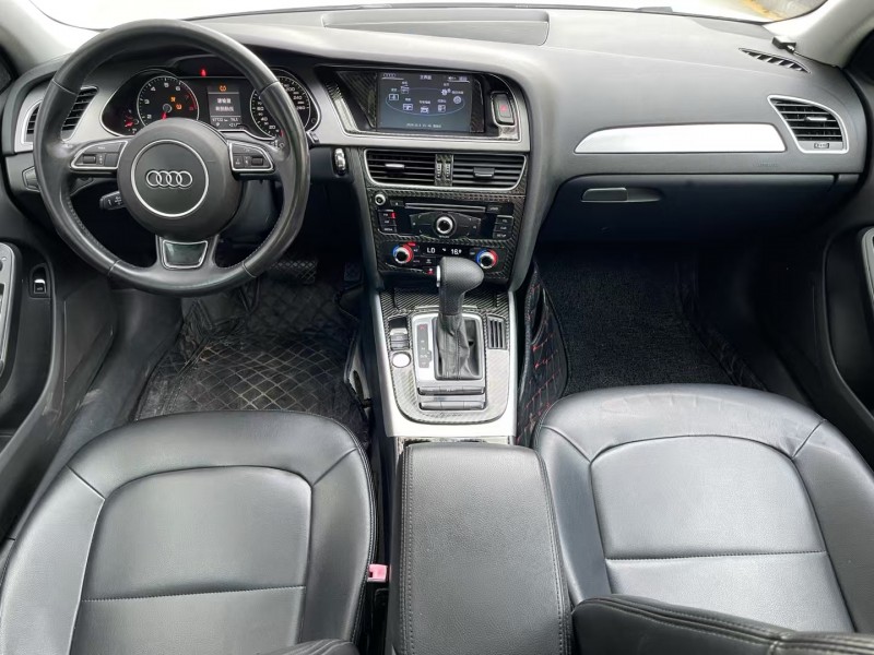 济宁16年奥迪A4L5