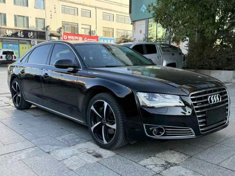 黃山15年奧迪A8L9