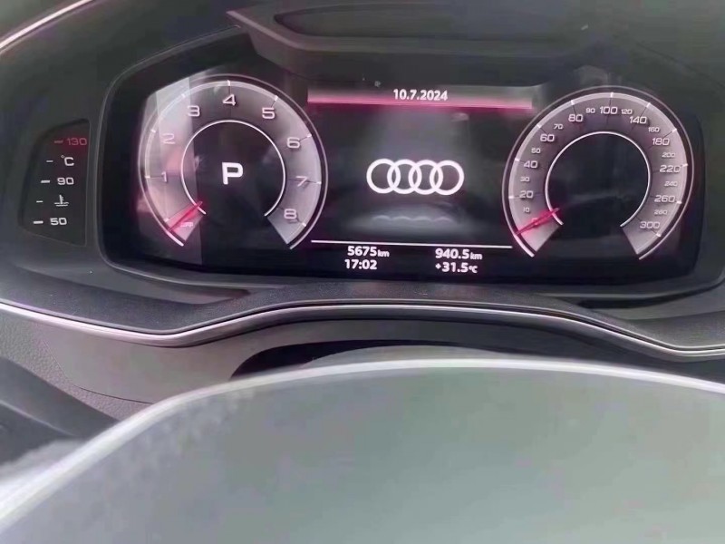 济宁24年奥迪A6L2