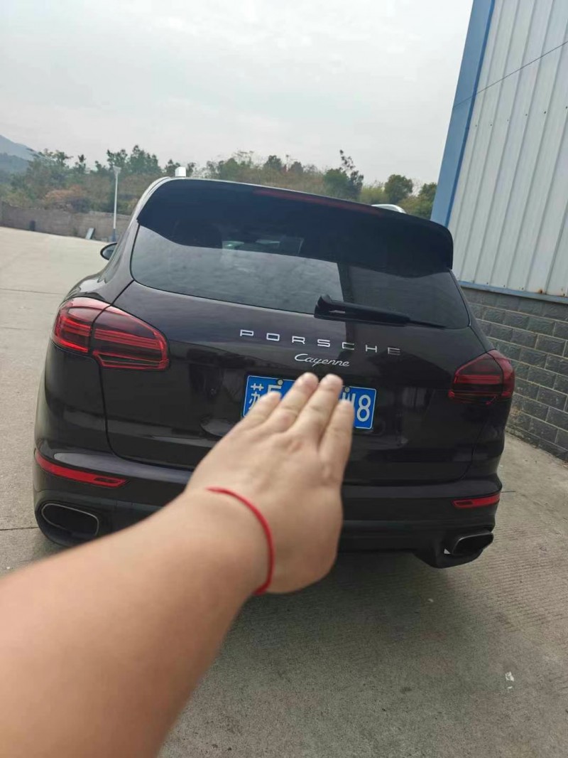 邵阳17年保时捷卡宴7