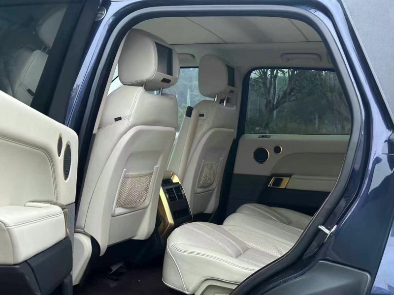 济宁15年路虎揽胜运动4