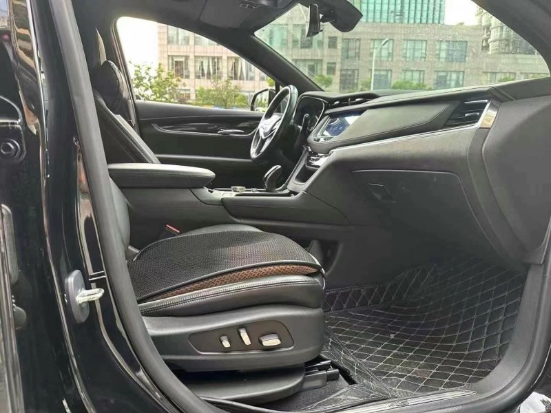 益阳20年凯迪拉克XT54