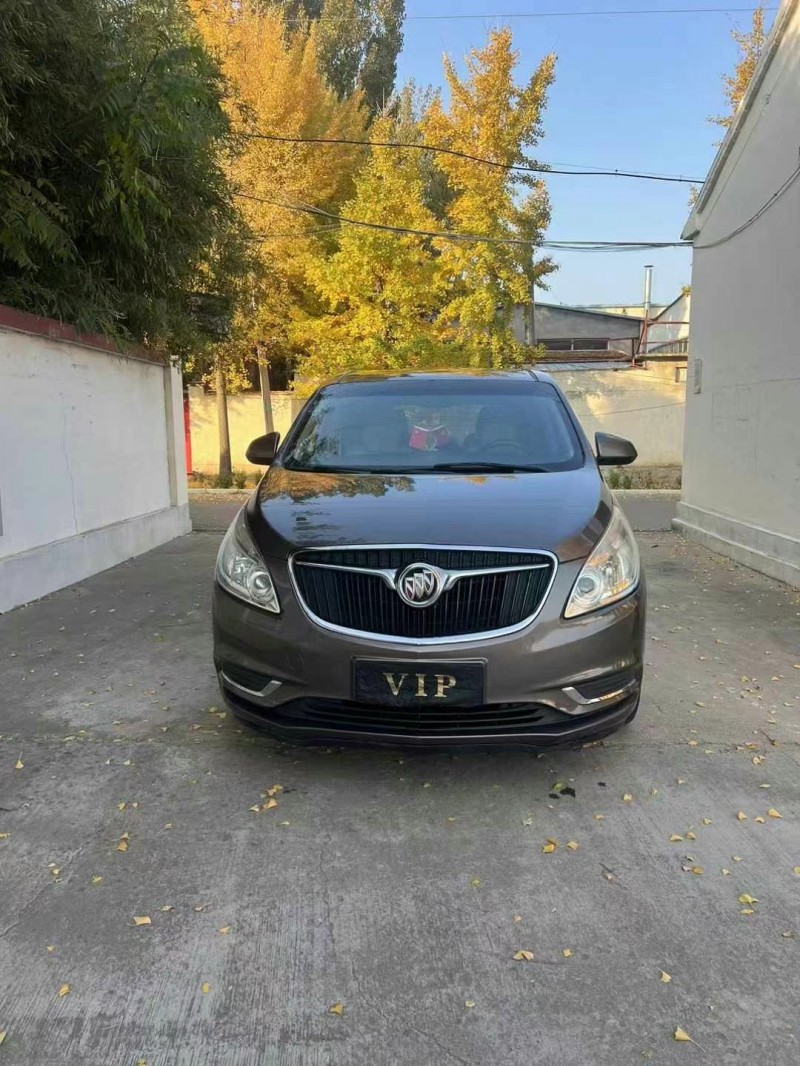 济宁18年别克GL81