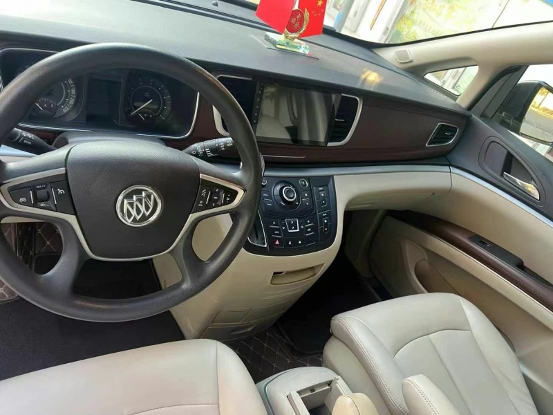 济宁18年别克GL85