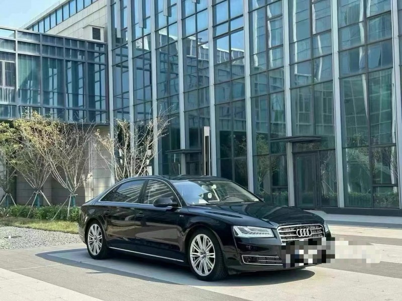 青岛11年奥迪A8L2