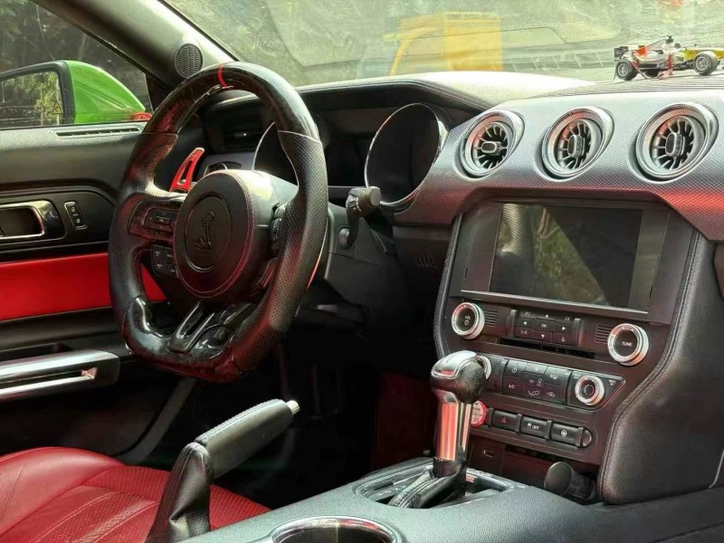 广州16年福特野马5