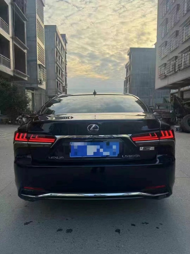 广州20年雷克萨斯LS7
