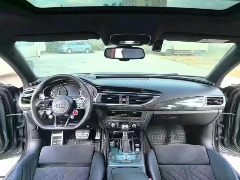 广州17年奥迪RS78