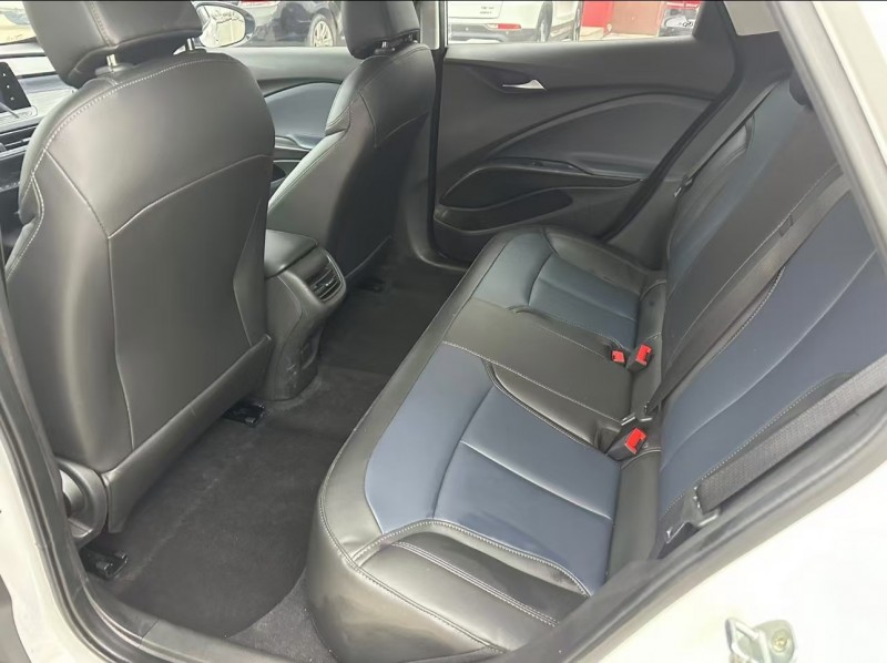 济宁23年别克微蓝4