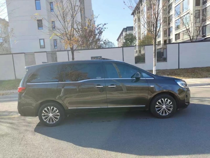 徐州21年别克GL88