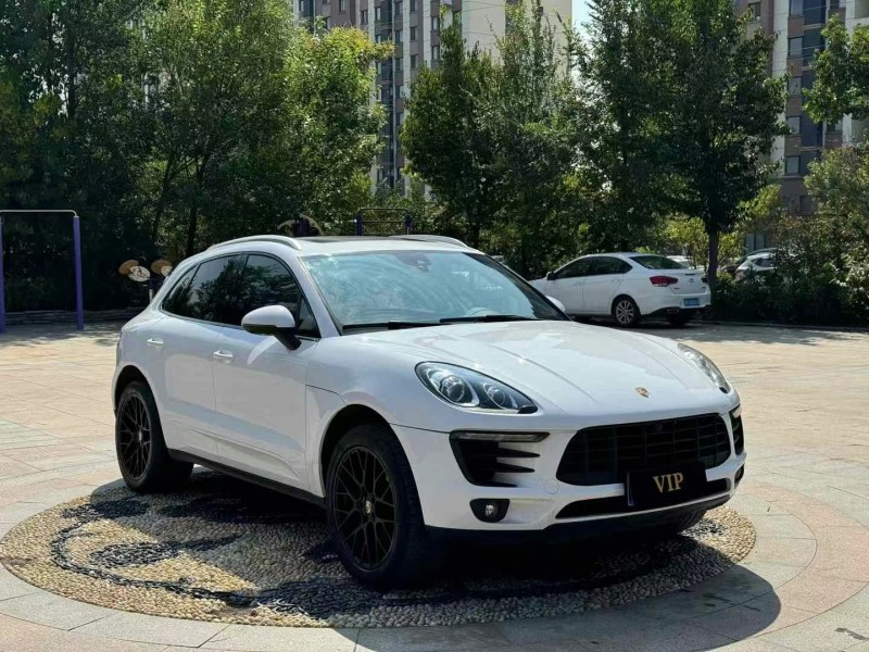 青岛18年保时捷Macan3