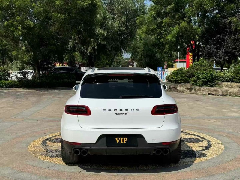青岛18年保时捷Macan9