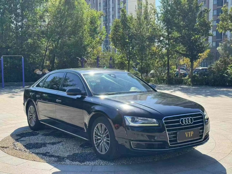 青岛15年奥迪A8L3