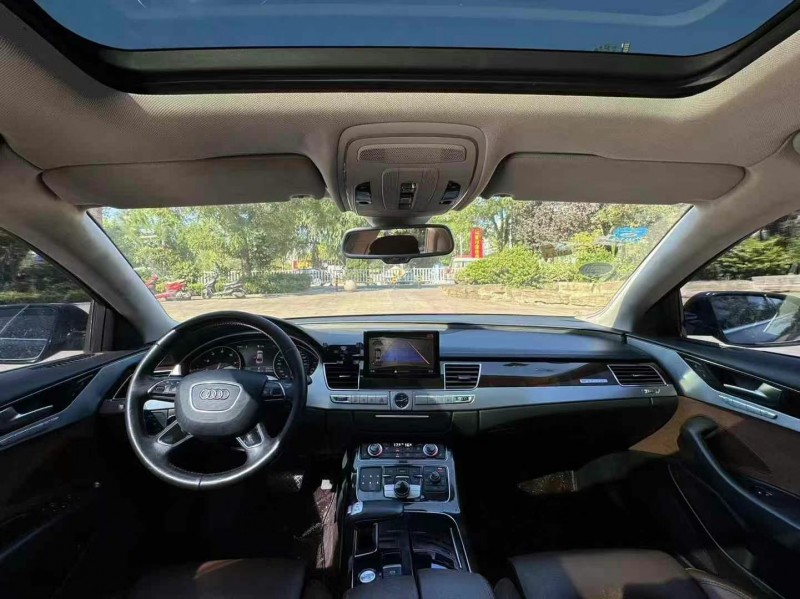 青岛15年奥迪A8L4