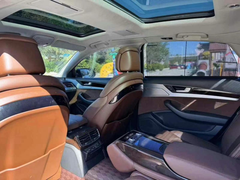 青岛15年奥迪A8L5