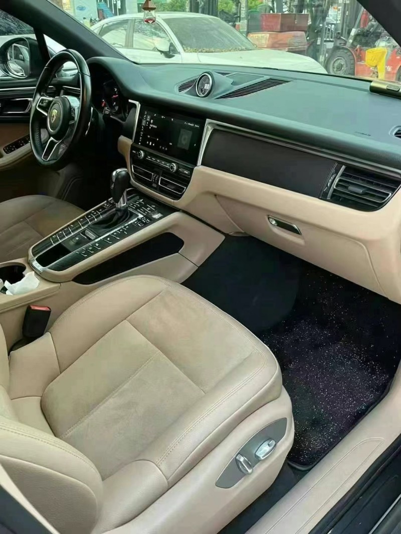 广州19年保时捷Macan3