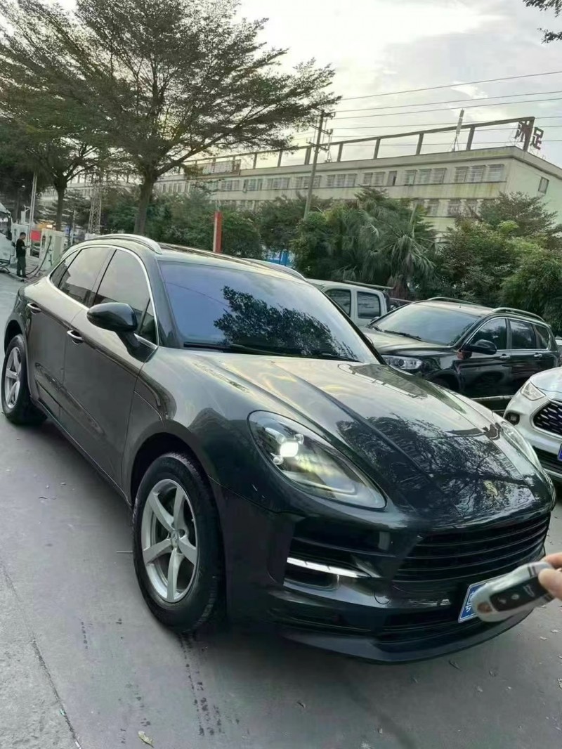 广州19年保时捷Macan4