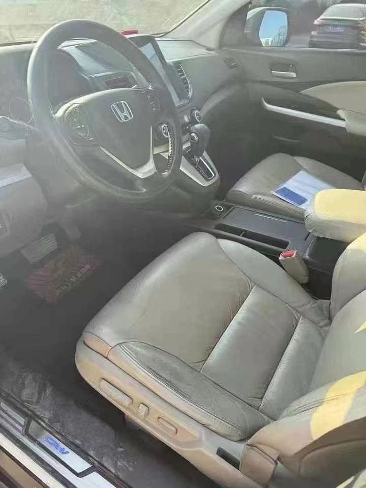 济宁12年本田CRV8