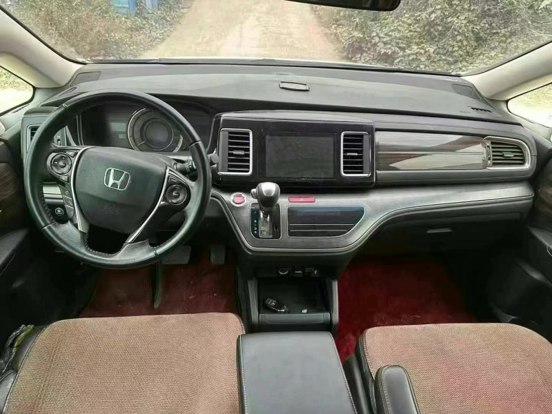 枣庄18年本田艾力绅9