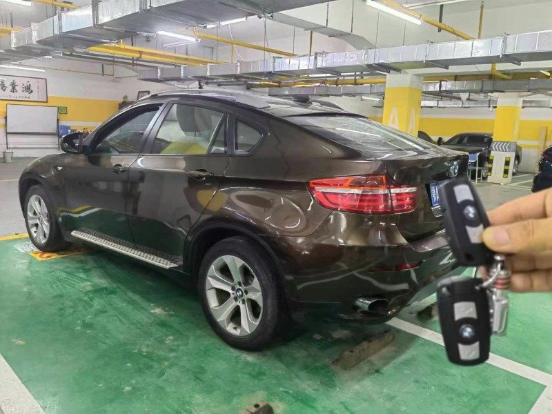 武汉14年宝马X65