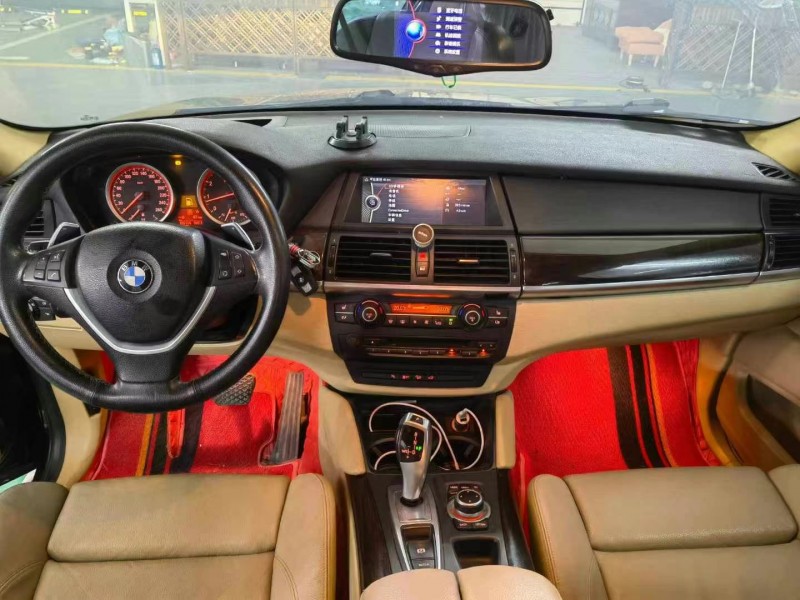 武汉14年宝马X69