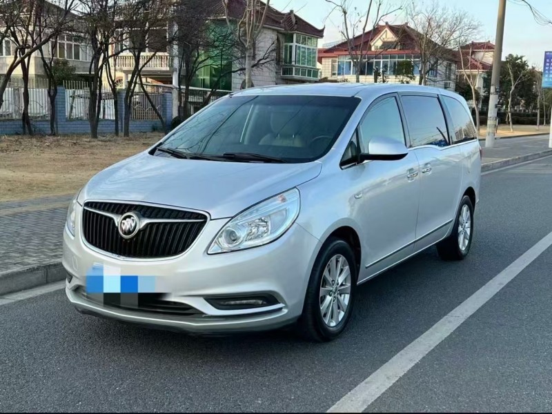 济宁18年别克GL82