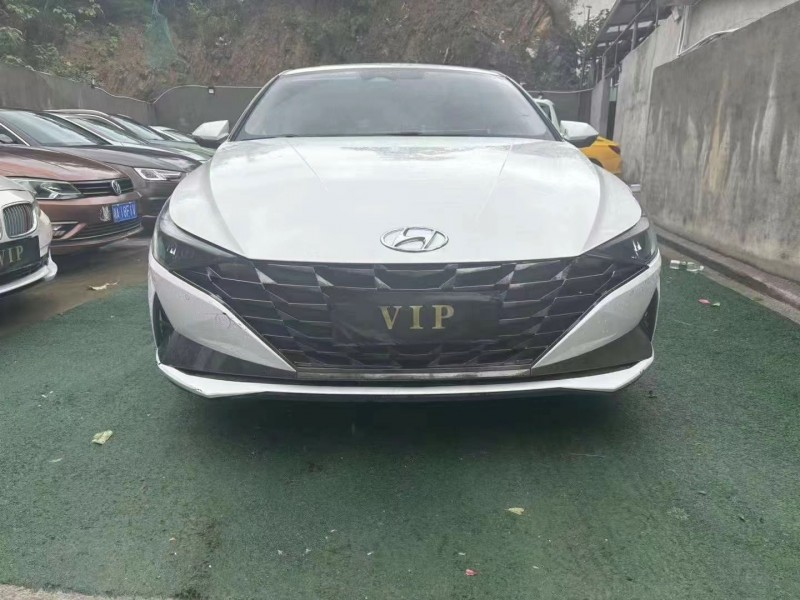 郑州22年现代伊兰特1