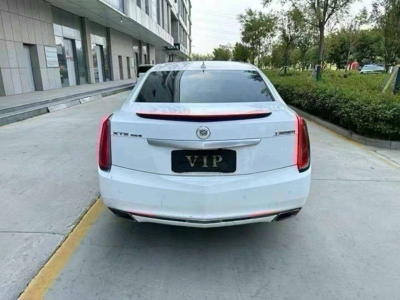 济宁15年凯迪拉克XTS9
