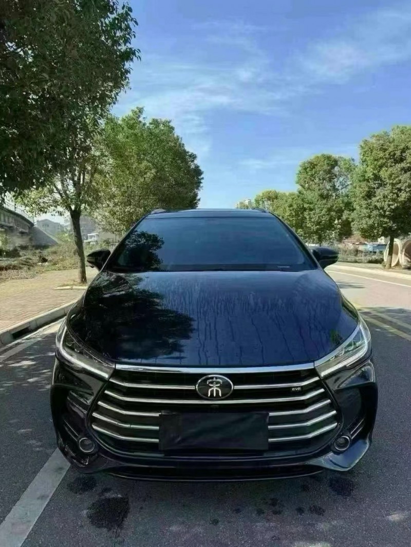 青岛18年比亚迪宋1